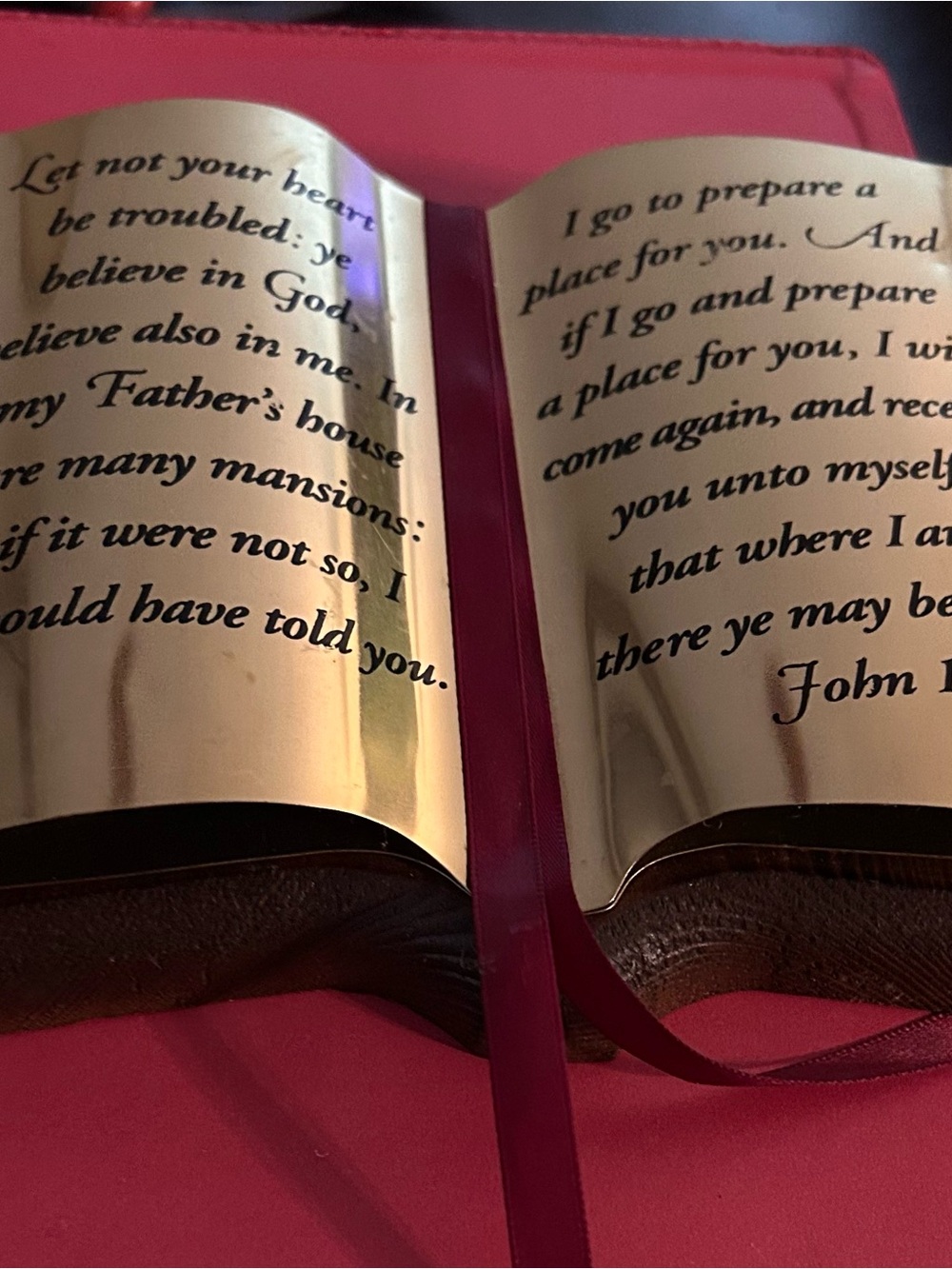 Vintage HOMCO Metal
Open Book Bible Verse Wall
Plaque John 14:1-3